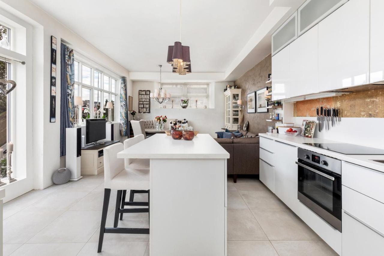 Stylish With Beautiful Views Of The River, Nearby * Kristiansand